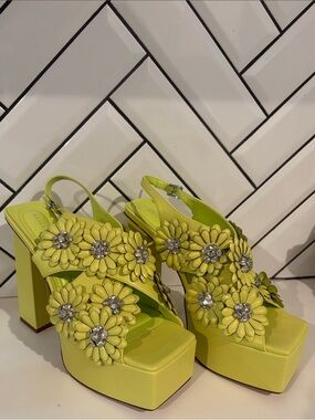 AKIRA Lemon Yellow Floral Platform Heels